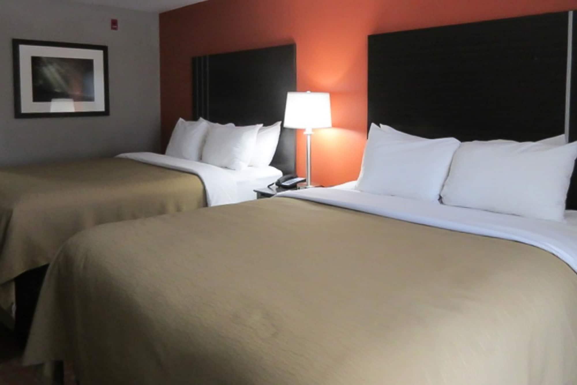 Quality Inn & Suites Fresno Northwest Buitenkant foto