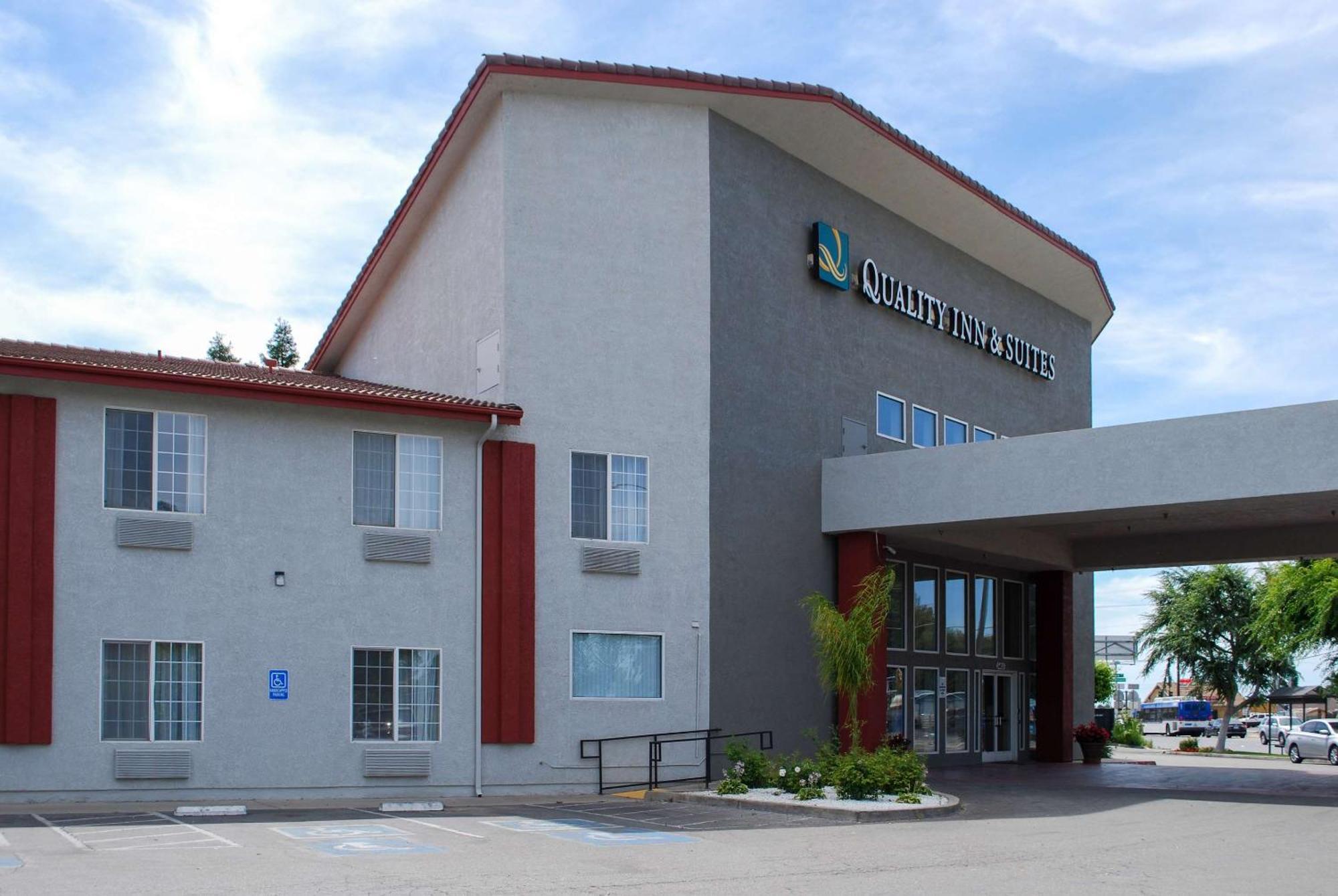 Quality Inn & Suites Fresno Northwest Buitenkant foto