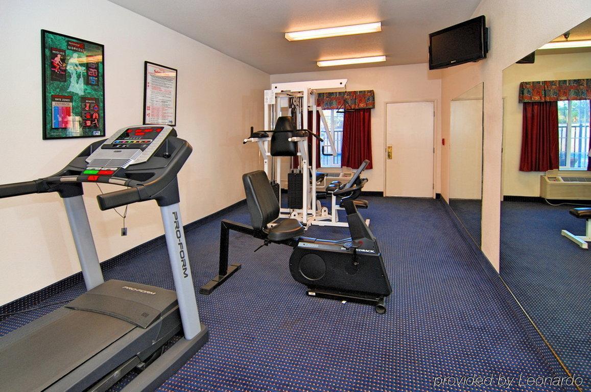 Quality Inn & Suites Fresno Northwest Buitenkant foto