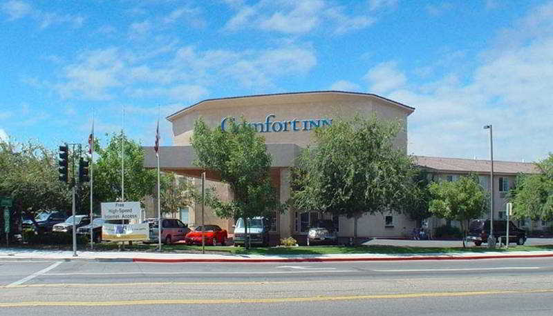 Quality Inn & Suites Fresno Northwest Buitenkant foto